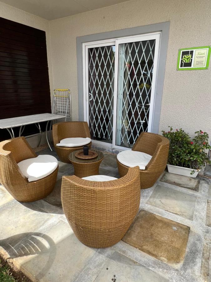 Turquoise Bay Beach Apartments Trou D'Eau Douce Dış mekan fotoğraf